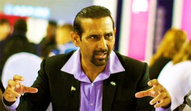 former pakistani hockey player seeks for help from india