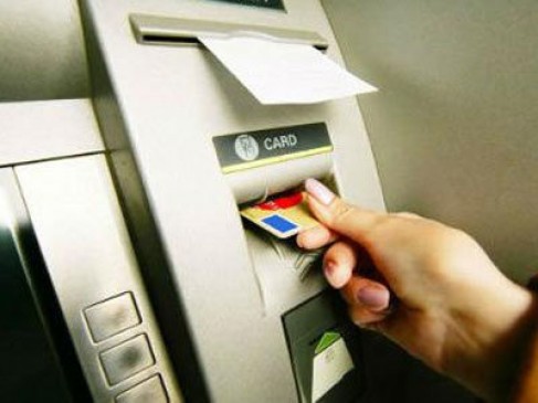 Shortage of cash : Too many ATMs but people are not getting money