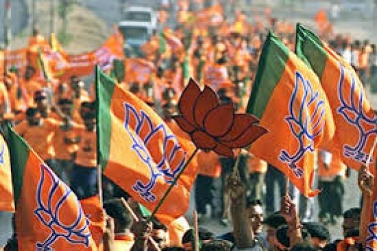 The BJP leader was beaten up by a soldier in police station, jabalpur