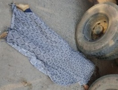 The boy was crushed by the truck in front of the mother-preparing for UPSC