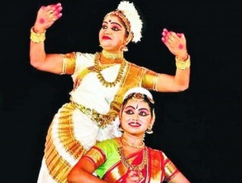This mother-daughter duos amazing performance in classical dance
