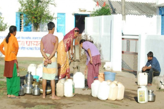 Water problem in nine gram panchayats of chhindwara and parasiya