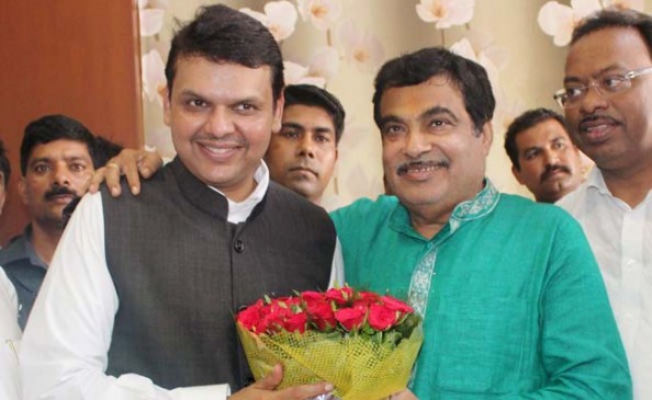 A crowd of well-wishers gathered on Gadkaris birthday
