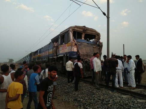 Chirmiri-Rewa Fast Passengers engine collided with a  truck