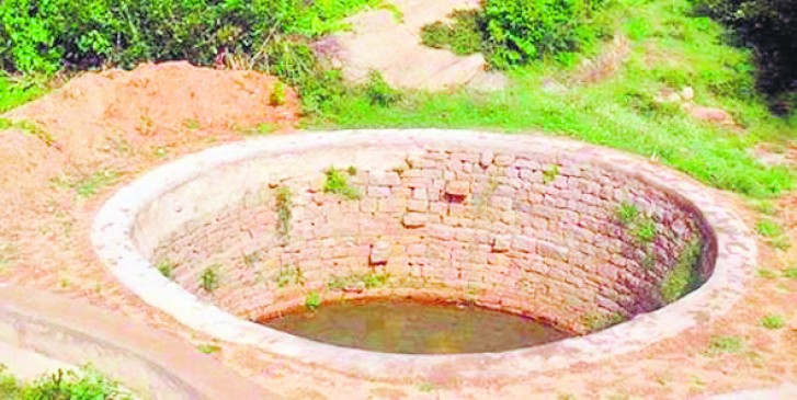 drill to quench the thirst of 1059 villages of Maharashtra by tanker