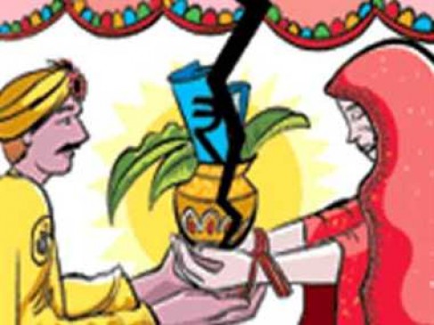 Grooms side brook marriage when they didnt get 5 lakhs as dowry
