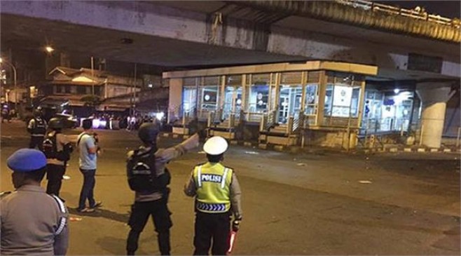 Indonesia bomb exploded near Eastern Police station in Java