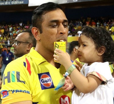 IPL 2018 : पापा धोनी ने जीता मैच, बेटी जीवा ने दिल