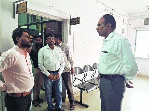 Nagpur Municipal Corporations employees suspended due to absent