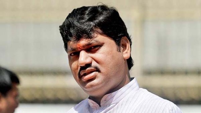 Nomination withdrawn by NCP candidate Karad from Latur constituency