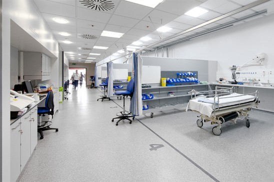 Operation in the hospital death of the child in the womb of a woman