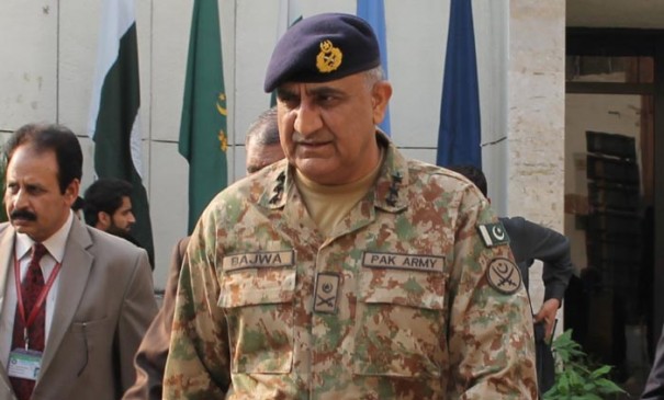 पाकिस्तान में 11 आतंकवादियों की फांसी पर आर्मी चीफ ने लगाई मुहर