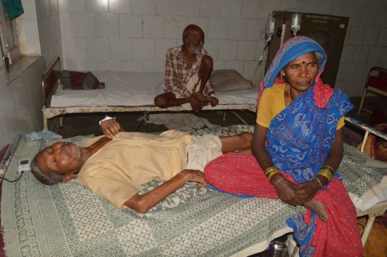 poor patient cheated in district hospital, Accused run away with 3 thousand