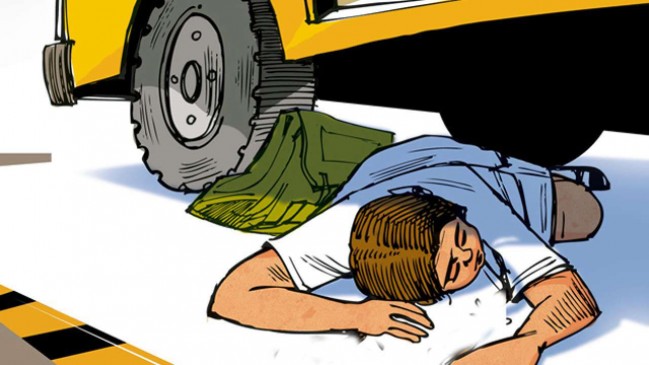 A tractor collide with moped, two youth died and three injured