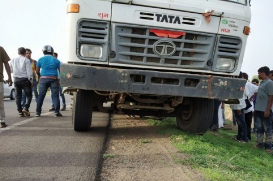 child was stuck in a haaiwa and dragged about one kilometers
