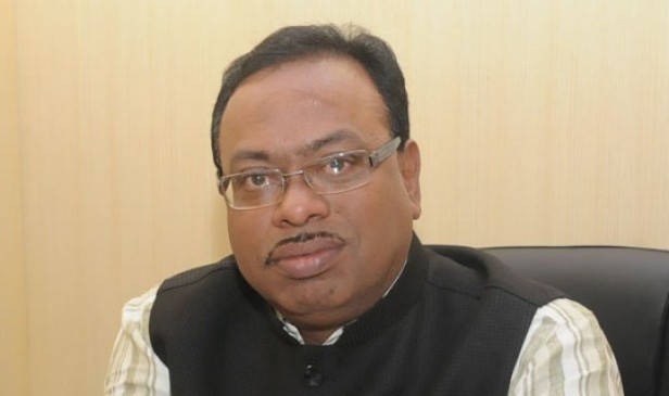 Minister warns the bank who are not providing loans to farmers