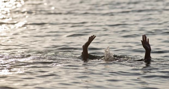 रत्नागिरी के बीच पर पिकनिक मनाने आए परिवार के 6 लोगों की समुद्र में डूबने से मौत