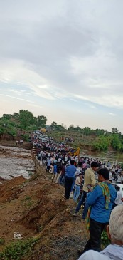 जरा सी बरसात में ही हो गया नागपुर मार्ग बंद, दो घंटे बाद खुला यातायात
