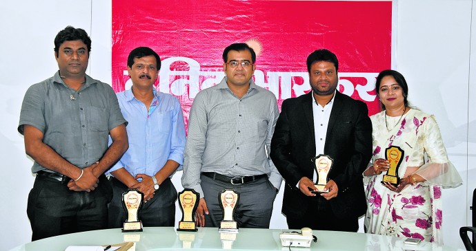 People won many prizes in dainik bhaskar tambola at home game