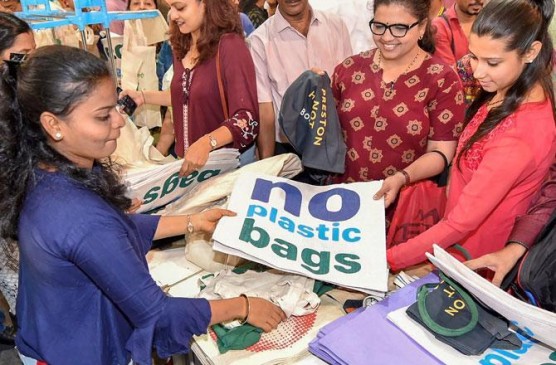 Plastic ban in Maharashtra municipal corporation raided several shops