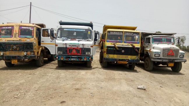 satna police seized two hyva of congress leader during illegal mining
