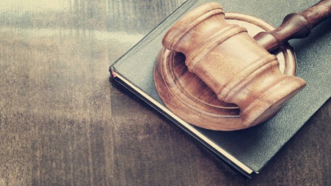 HC imposed fine on officer for not providing caste certificate to student