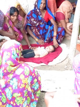 In 8 days, again a kid died in 14 hours after got vaccination