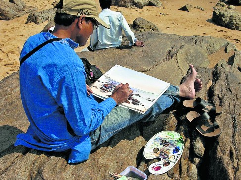 Oil and acrylic color can be change but water color does not