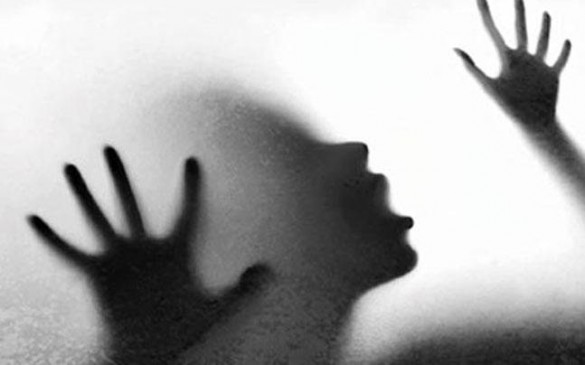 19-year-old girl allegation of molestation on Shiv Senas corporator