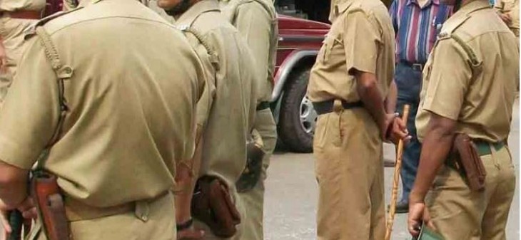 उत्तरकाशी में नाबालिग की गैंगरेप के बाद हत्या से तनाव, इंटरनेट सेवाएं बंद उत्तरकाशी में नाबालिग की गैंगरेप के बाद हत्या से तनाव, इंटरनेट सेवाएं बंद