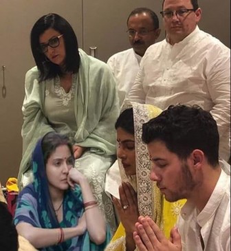 ‘सुई धागा’ की अनुष्का पर बने 15 ऐसे मीम्स जो आपको हंसने पर मजबूर कर देंगे ‘सुई धागा’ की अनुष्का पर बने 15 ऐसे मीम्स जो आपको हंसने पर मजबूर कर देंगे