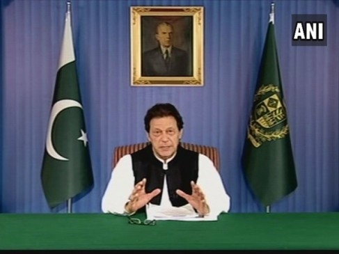 पीएम बनने के बाद अपने पहले भाषण में बोले इमरान- दिशा नहीं बदली तो तबाह हो जाएगा पाकिस्तान
