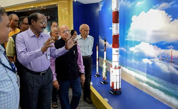 ISRO चेयरमैन बोले- अंतरिक्ष में एस्ट्रोनॉट भेजने वाली टेक्नोलॉजी भारत ने विकसित कर ली है