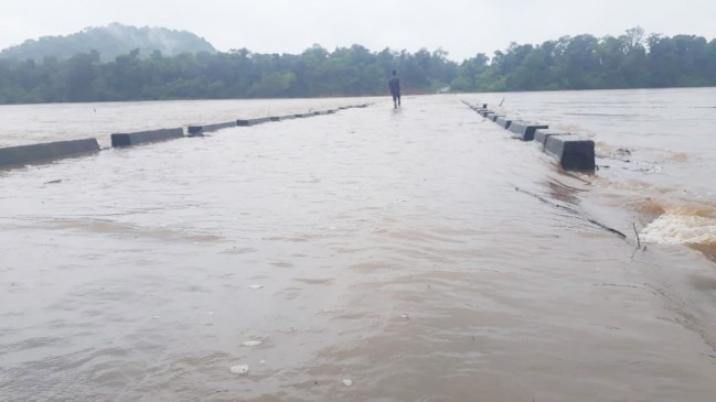 गड़चिरोली के पर्लकोटा नदी में बाढ़ से 100 गांवों का संपर्क टूटा, भामरागड़-आलापल्ली मुख्य मार्ग पर बंद
