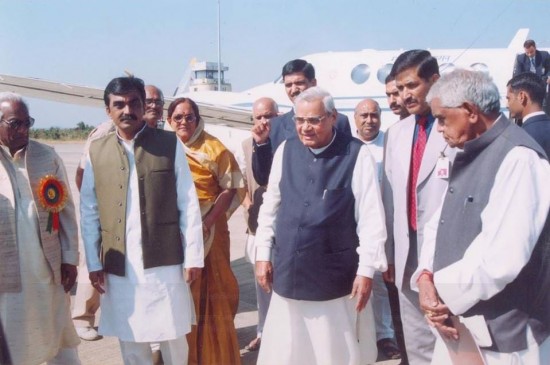 शिवराज, दिग्विजय, सिंधिया, कमलनाथ को कुछ इस तरह याद आए अटल जी के साथ बिताए लम्हे शिवराज, दिग्विजय, सिंधिया, कमलनाथ को कुछ इस तरह याद आए अटल जी के साथ बिताए लम्हे