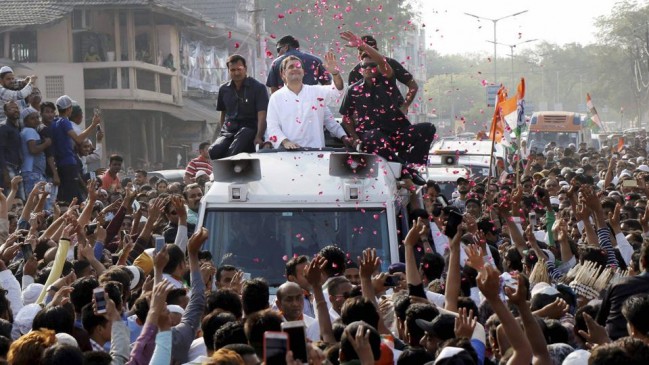 Election 2018: छत्तीसगढ़ के एक दिवसीय दौरे पर राहुल गांधी, राजीव गांधी भवन का करेंगे उद्घाटन Election 2018: छत्तीसगढ़ के एक दिवसीय दौरे पर राहुल गांधी, राजीव गांधी भवन का करेंगे उद्घाटन