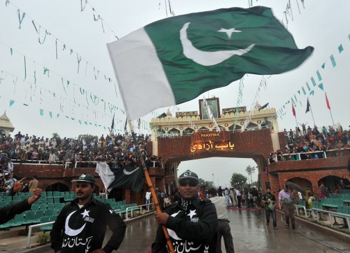 15 अगस्त को आजाद हुआ पाकिस्तान एक दिन पहले मनाता है जश्न-ए-आजादी, जानिए क्यों