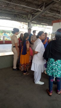 Birth of girl child at Nagpur railway station by the sikandrabad woman