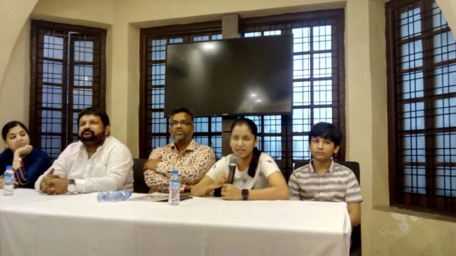 Graduation done at Minor age, Now Naina wants to become IAS Officer