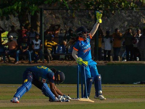 INDW VS SL W T-20 : भारत ने श्रीलंका पर बनाई 3-0 की अजेय बढ़त