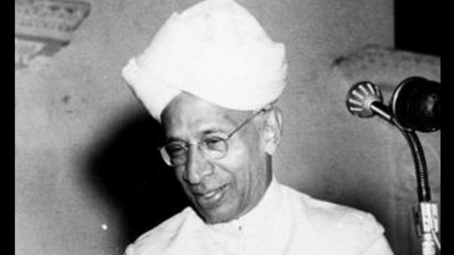 जानिए भारत में एक महीने पहले क्यों मनाया जाता है टीचर्स डे? जानिए भारत में एक महीने पहले क्यों मनाया जाता है टीचर्स डे?