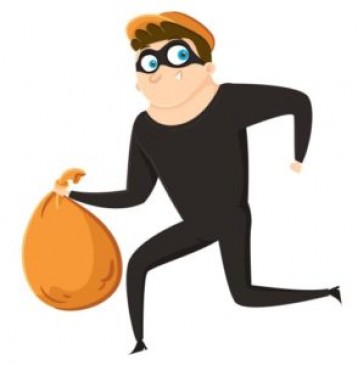 The thiefs stoled jwellery worth Rs 9 lakhs and some cash from a locked house