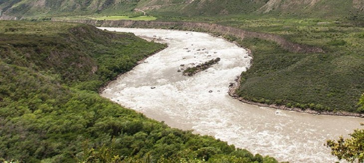 चीन ने रोका ब्रह्मपुत्र का पानी, अरुणाचल - असम में बढ़ा बाढ़ का खतरा चीन ने रोका ब्रह्मपुत्र का पानी, अरुणाचल - असम में बढ़ा बाढ़ का खतरा