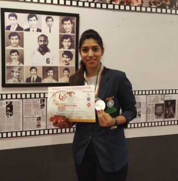 Dhanashree Lakhurwale won silver medal