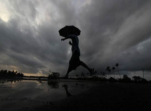 केरल में बारिश एक बार फिर मचा सकती है तबाही, 3 जिलों में जारी किया गया रेड अलर्ट