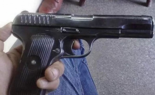 Police arrest 4 person who selling pakistani pistol and cartridges
