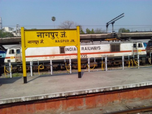 railway passengers got Humsafar express from nagpur to Ajmer