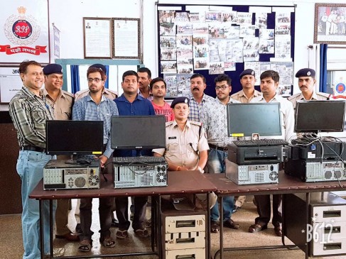 फेक आईडी से ई-टिकट का गोरखधंधा, आरपीएफ ने दी रांझी-दीक्षितिपुरा में दबिश, 5 आरोपी गिरफ्तार
