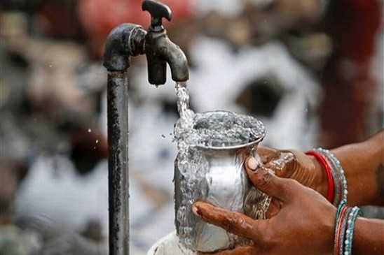 Three times more tanker use for water supply - Dry knock