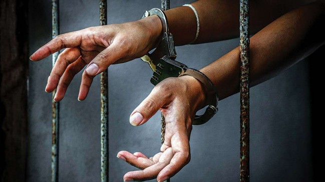 Executive engineer and clark got 5-5 year sentenced in bribe case in katni mp
